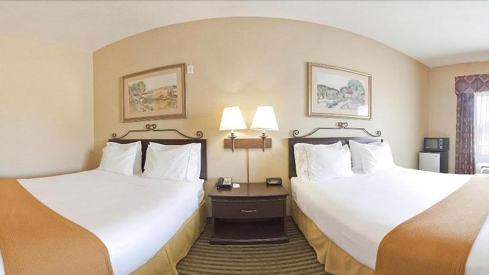 Holiday Inn Express Hotel & Suites Marina By Ihg Esterno foto