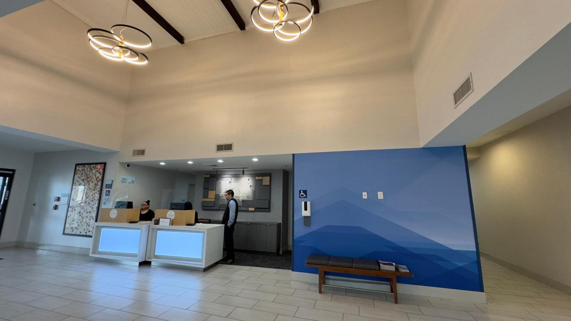 Holiday Inn Express Hotel & Suites Marina By Ihg Esterno foto