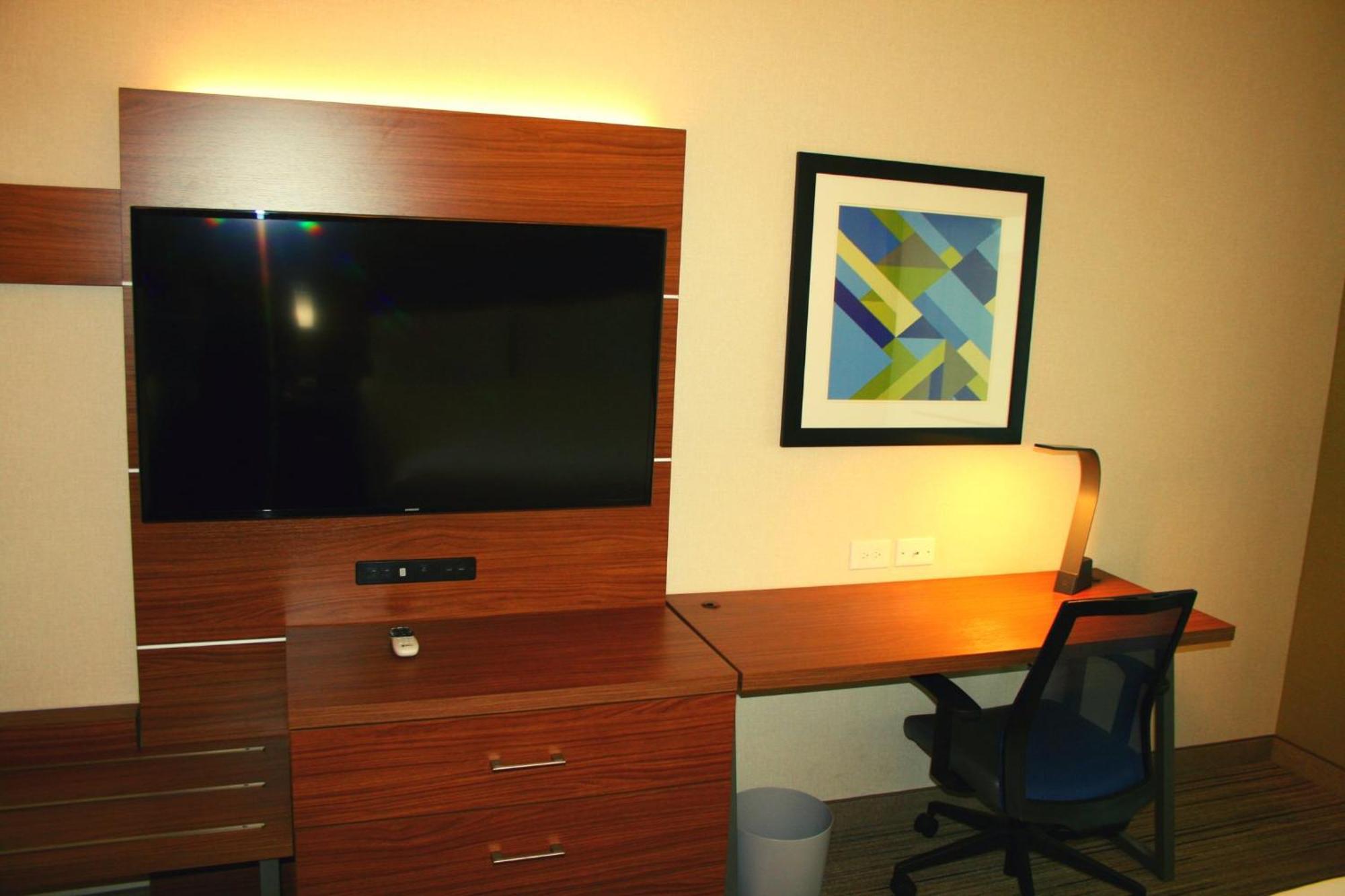 Holiday Inn Express Hotel & Suites Marina By Ihg Esterno foto