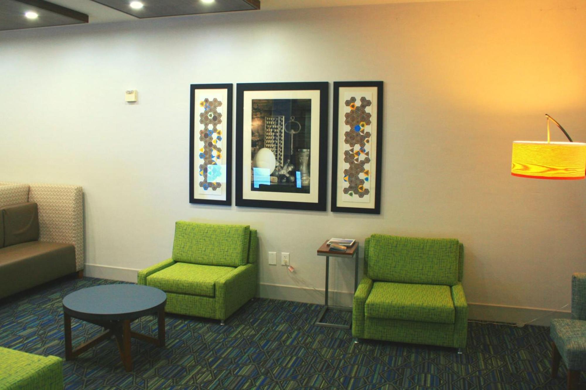 Holiday Inn Express Hotel & Suites Marina By Ihg Esterno foto